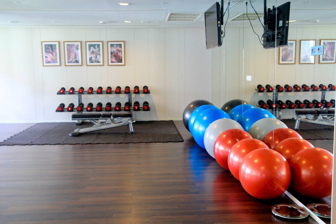 Crowne-Plaza-Phuket-Panwa-Beach-Sports-and-Entertainment-100