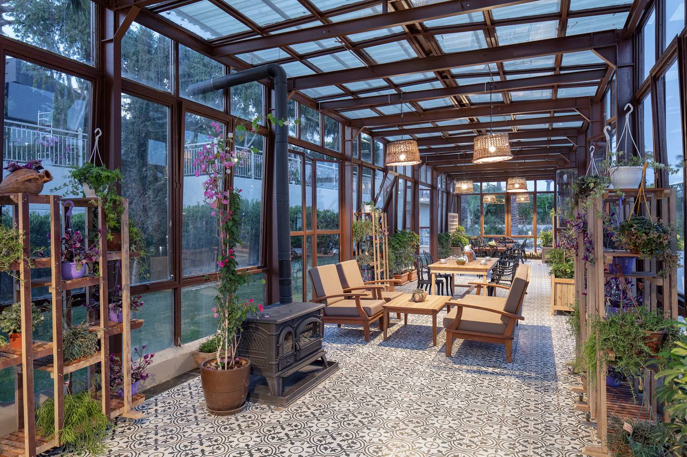 Nirvana-Cosmopolitan-Bar-33