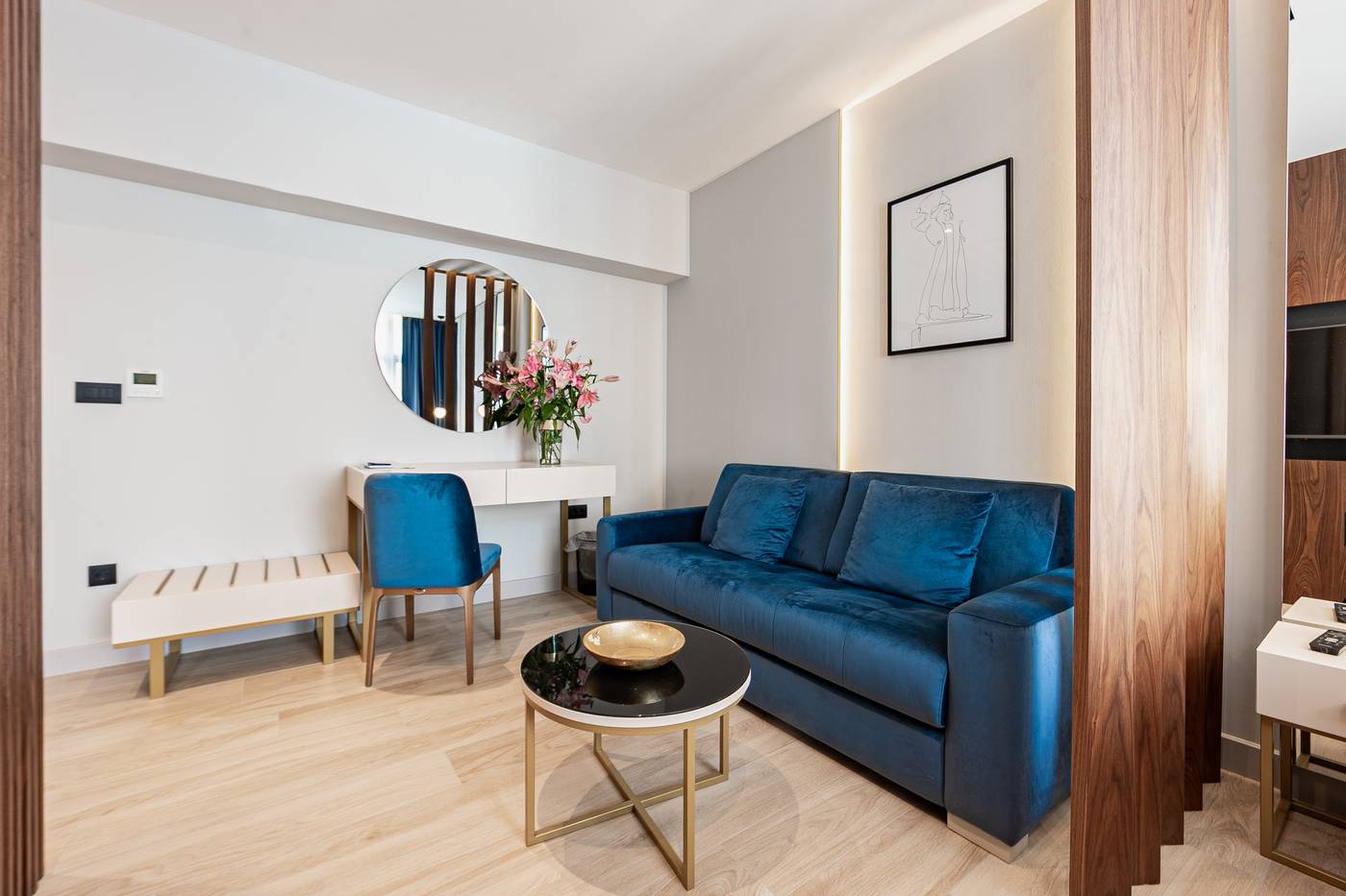 Caldo-Luxury-Rooms-Room-8