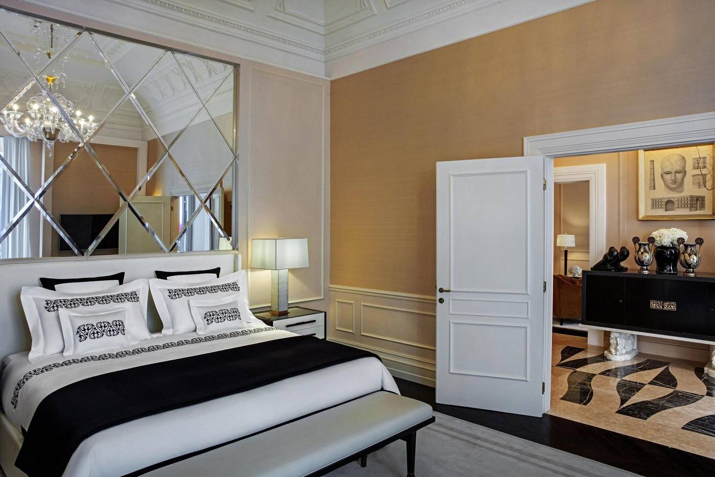 The-St-Regis--Rome-Room-11
