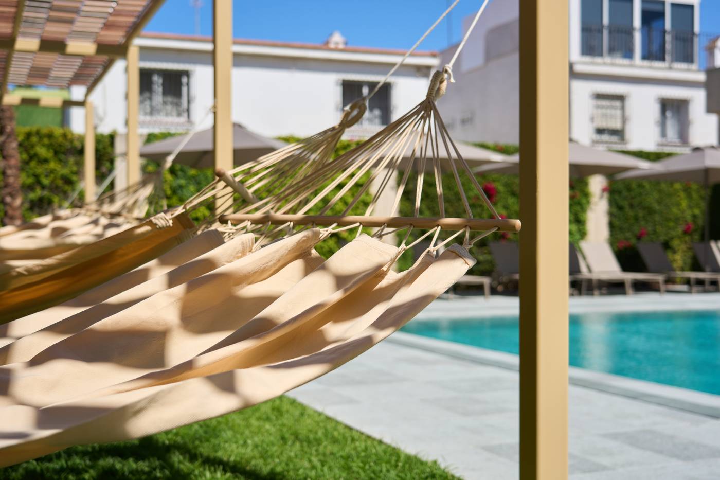 Macia-Do----ana-Pool-5