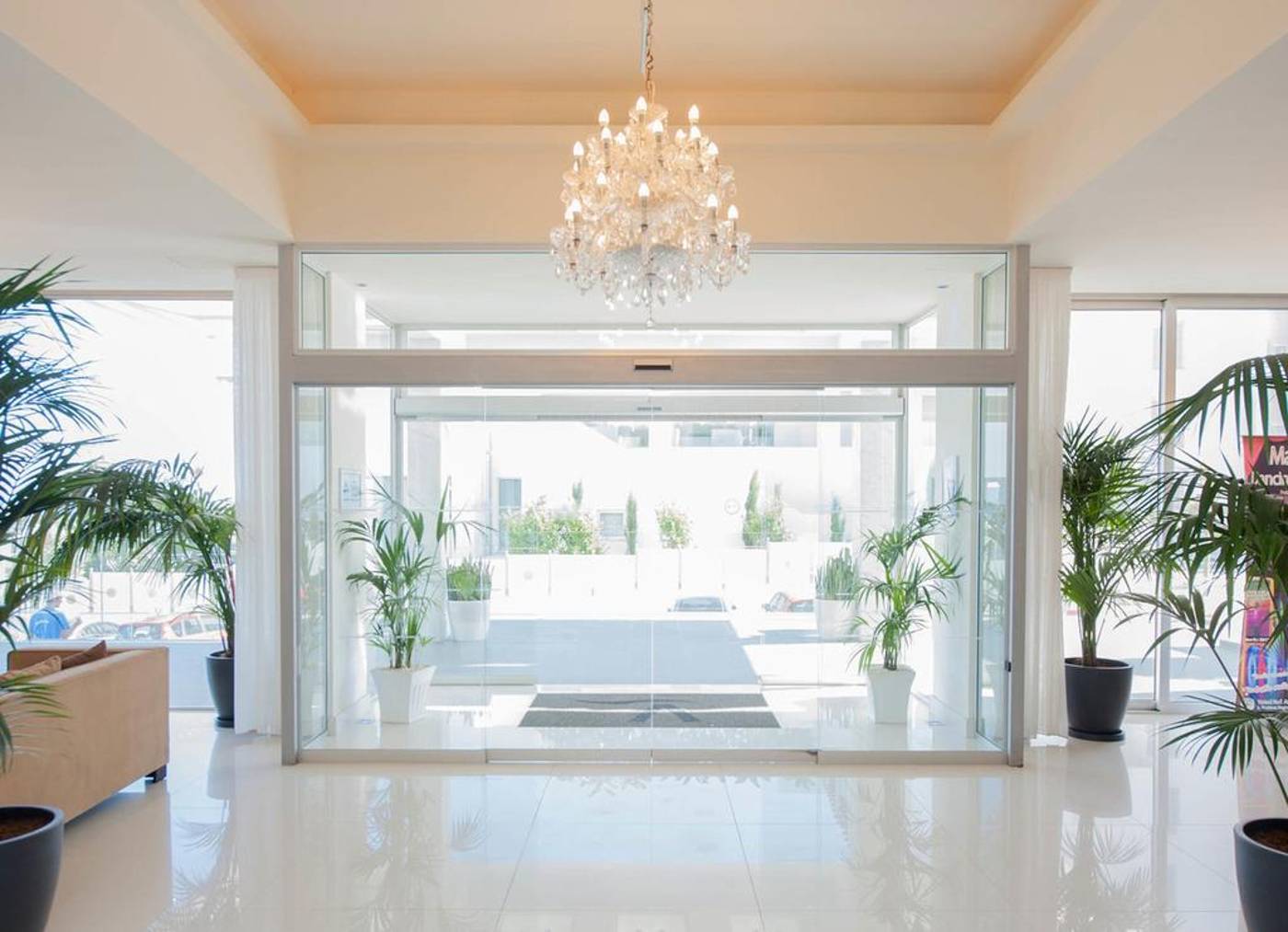 Tsokkos-Vrissiana-Beach-Hotel-Lobby-28