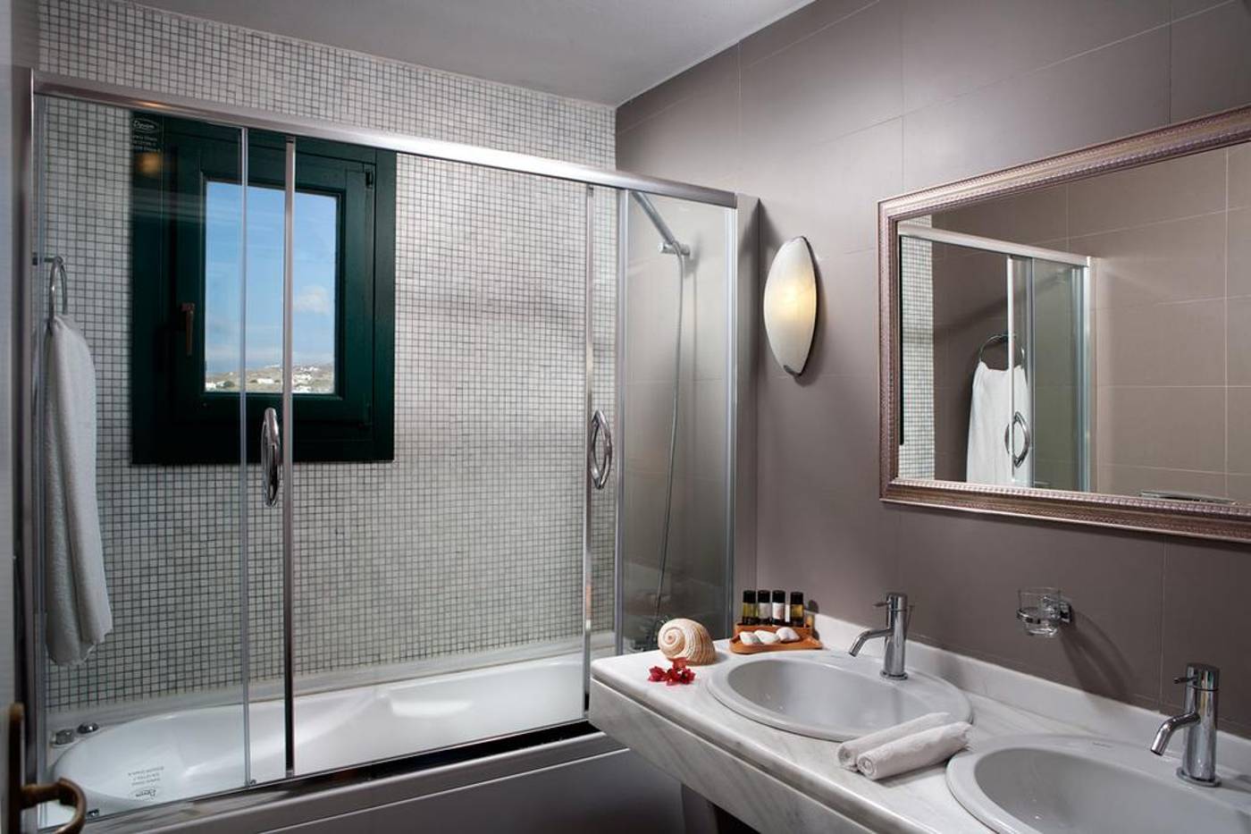 Tharroe-of-Mykonos-Room-27