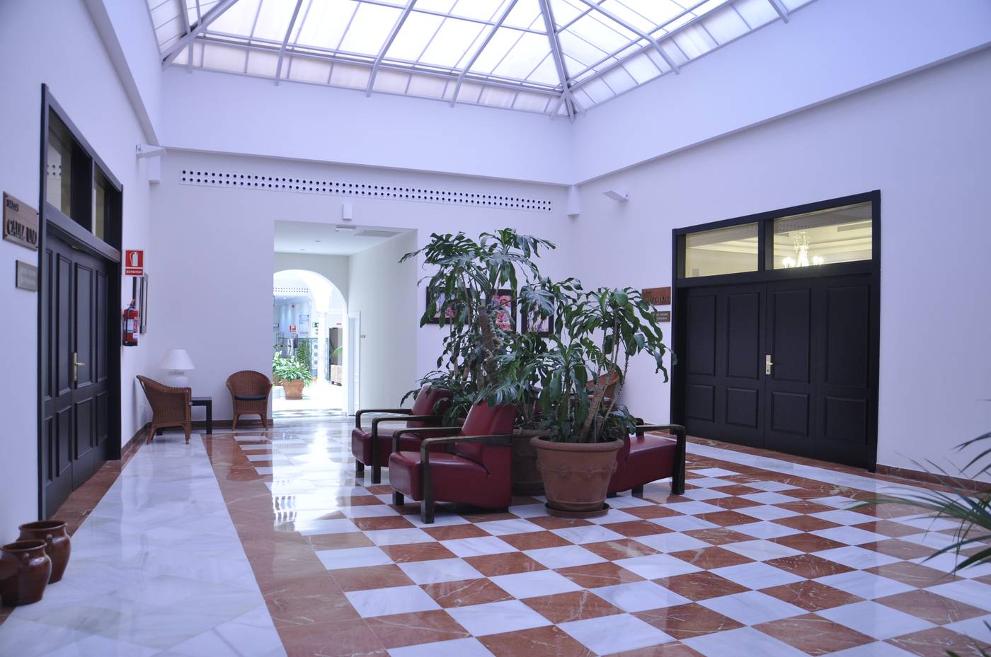 Spa-Senator-Cadiz-Lobby-22
