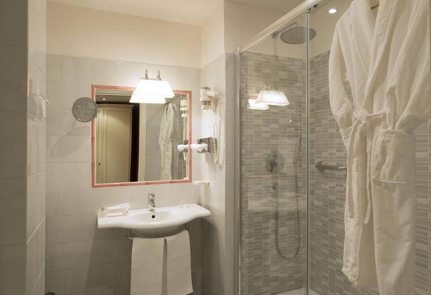 Hotel-Napoleon-Room-25