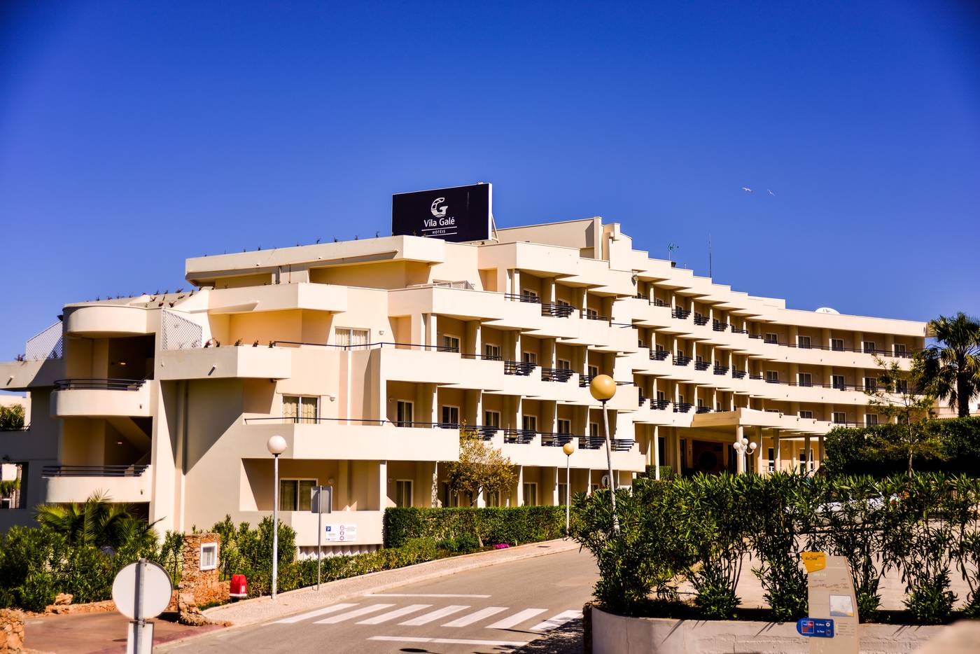 Vila-Gale-Nautico-General-view-14