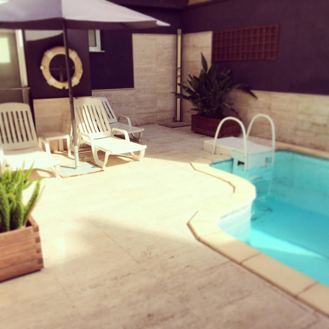 Alexandra-Aparthotel-Pool-7