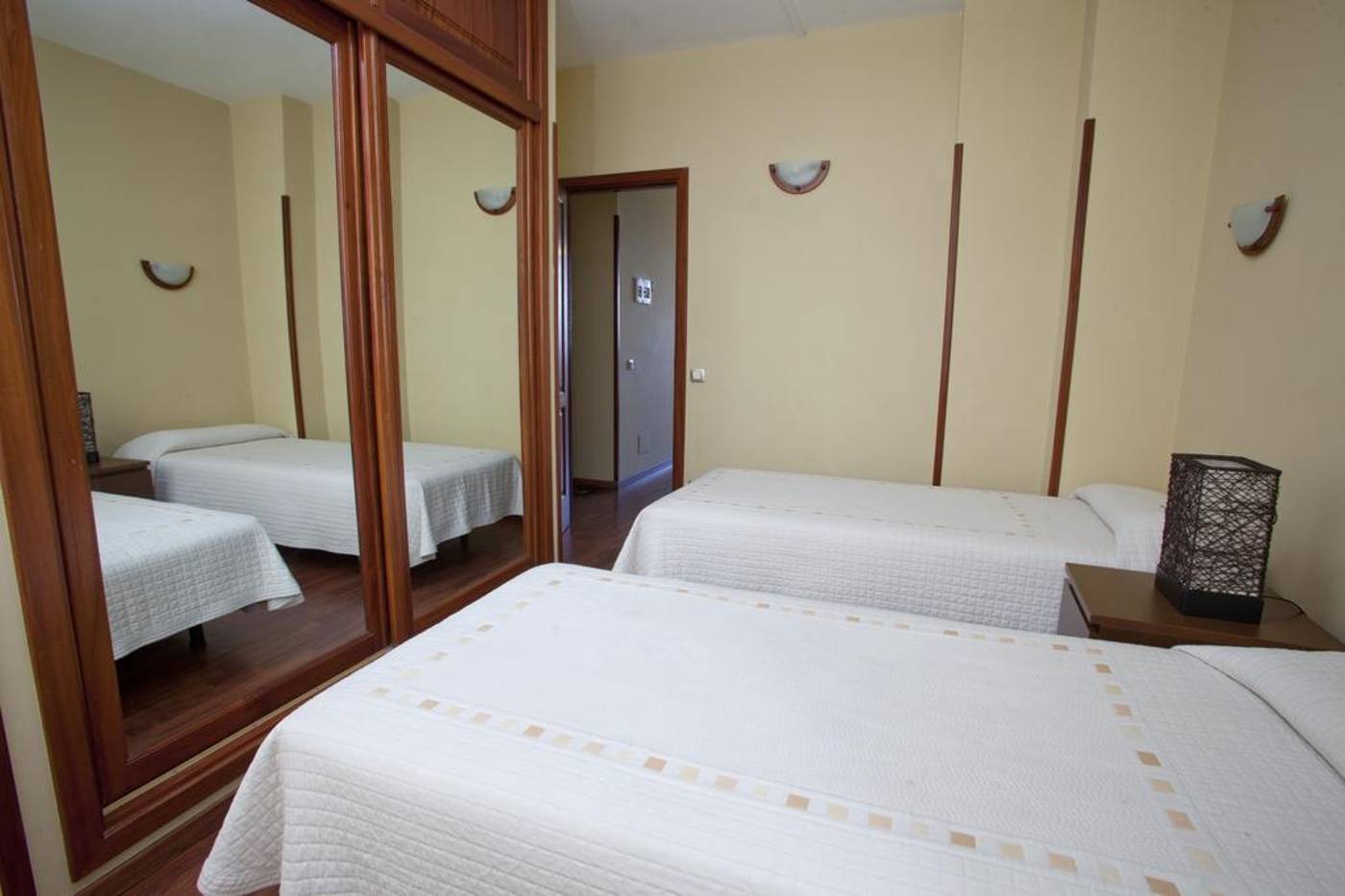 Miami-Las-Palmas-Room-22