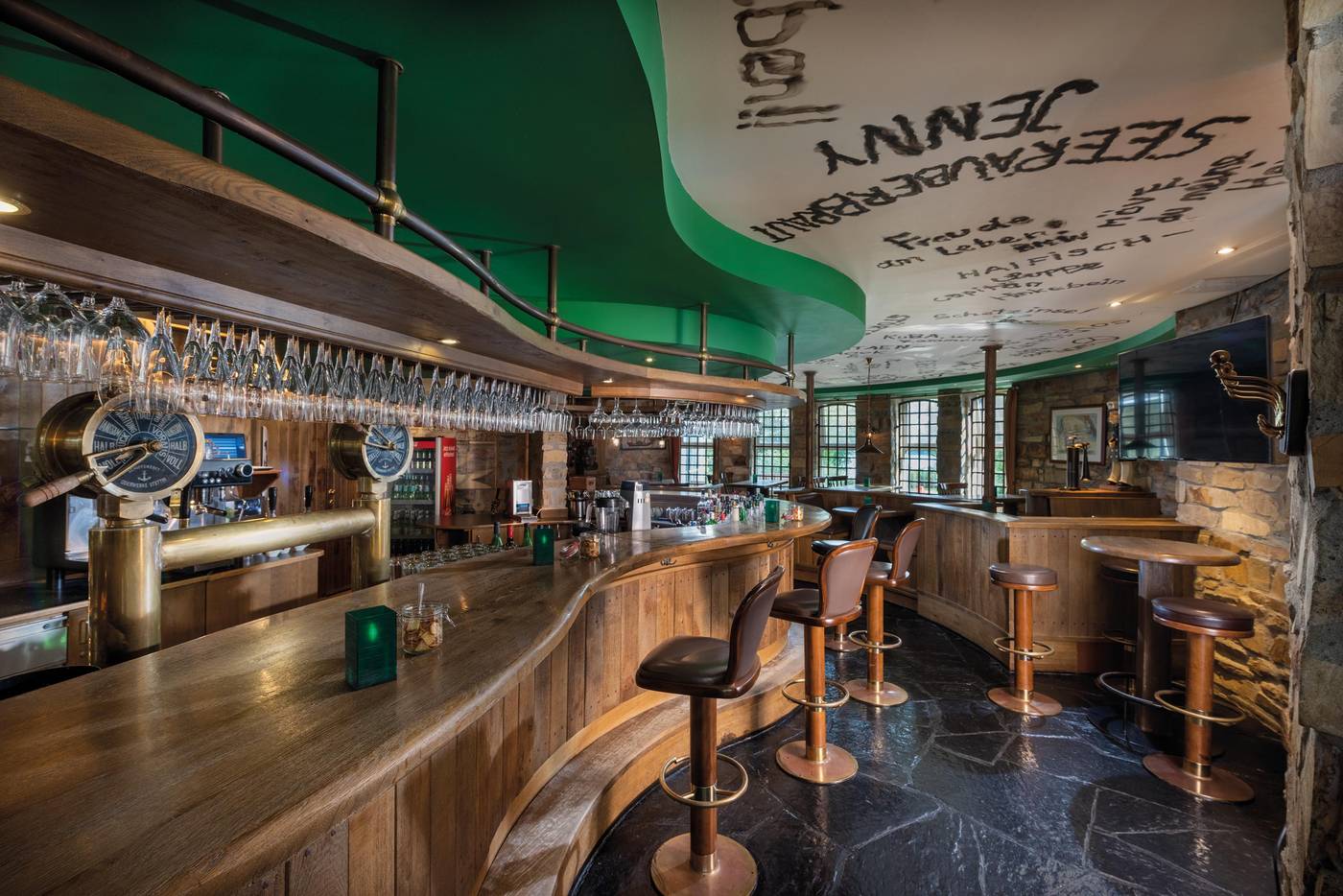 Seminaris-Seehotel-Potsdam-Bar-19