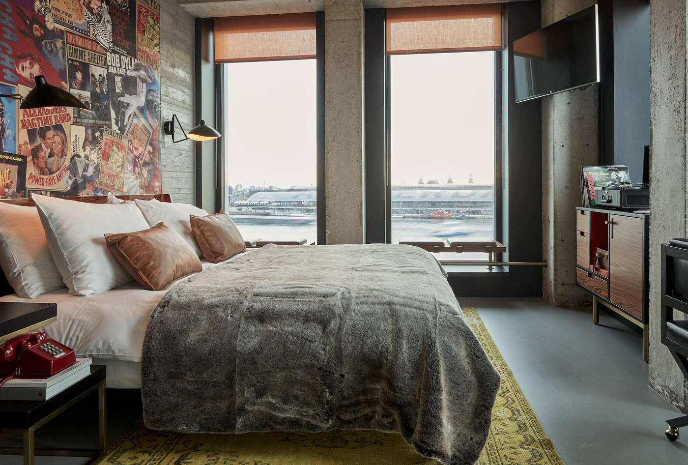 Sir-Adam-Hotel--part-of-Sircle-Collection-Room-32