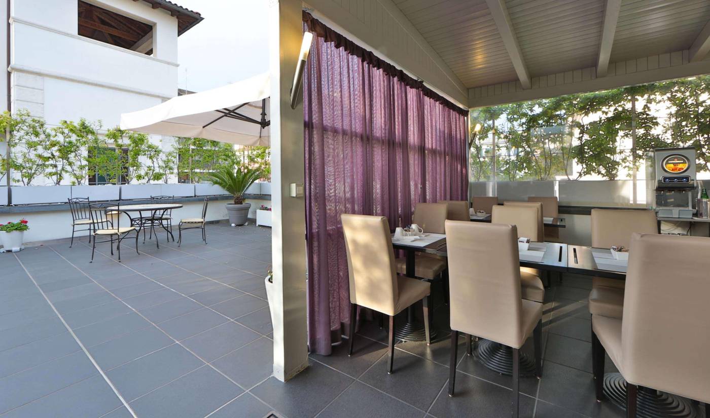 Best-Western-Cinemusic-Hotel-Restaurant-54