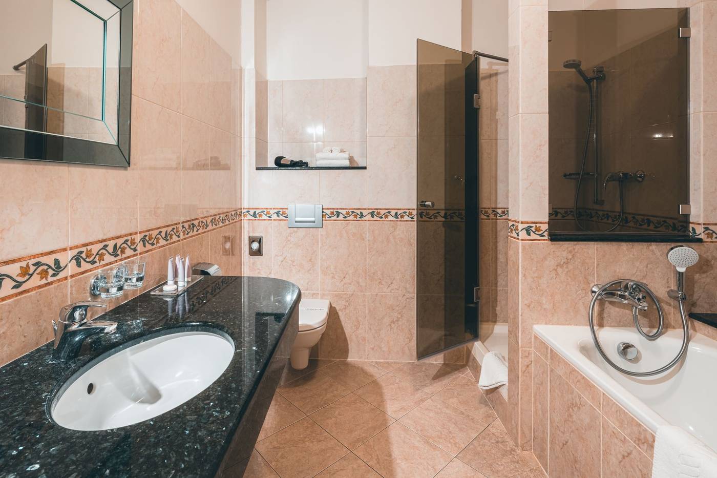 Elysee-Hotel-Room-34