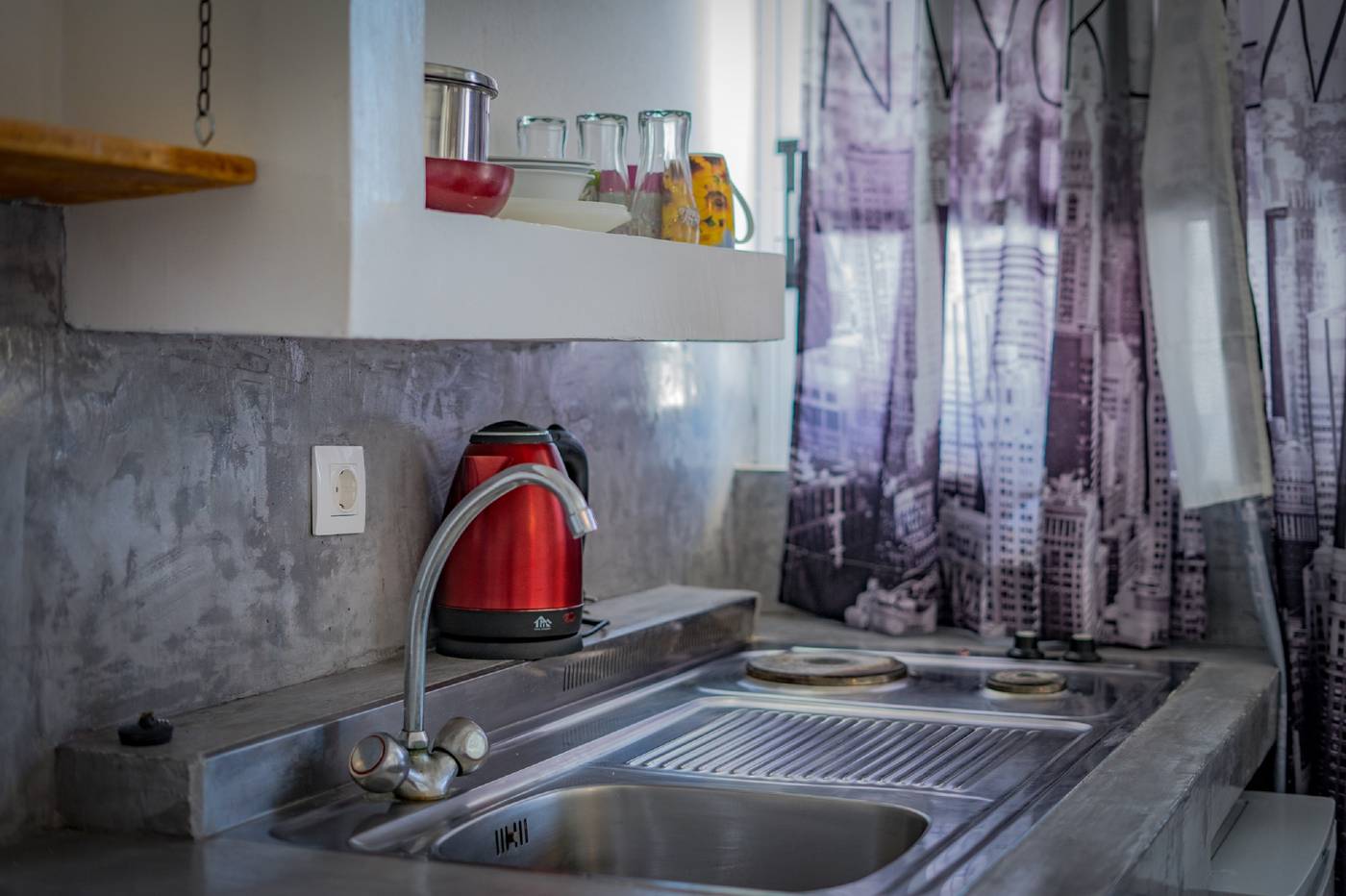 Family House Apartments