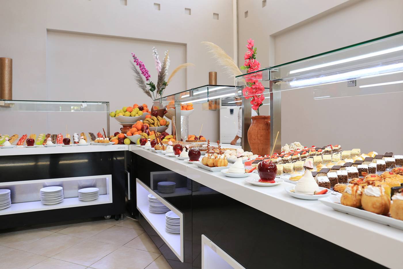 Aqua-Mirage-Club---Aqua-Parc---All-Inclusive-Restaurant-47