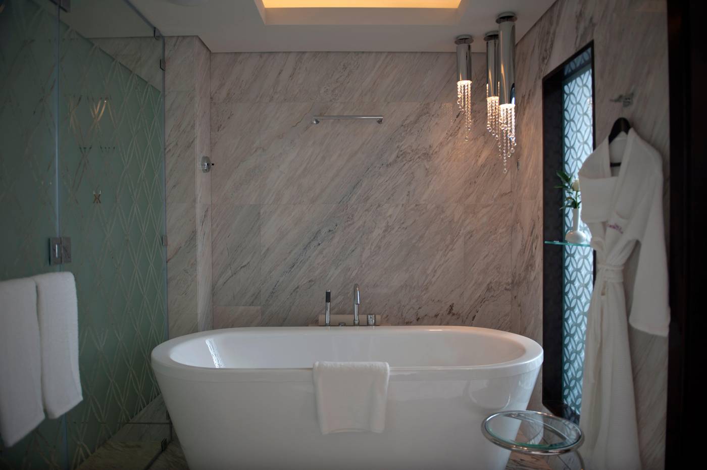 Hotel-Crowne-Plaza-Deira-Room-88