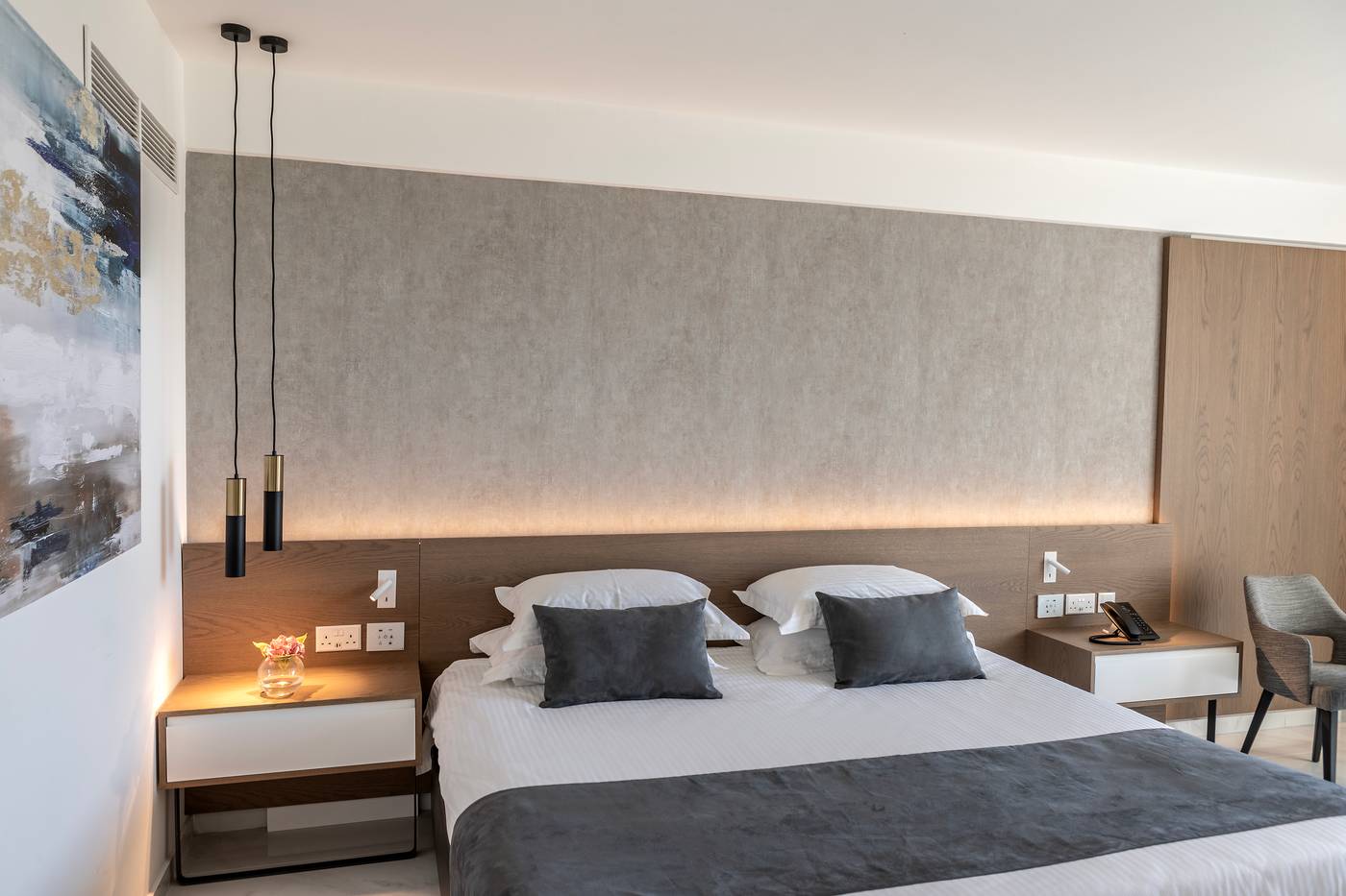 Pavlo-Napa-Hotel-Room-34