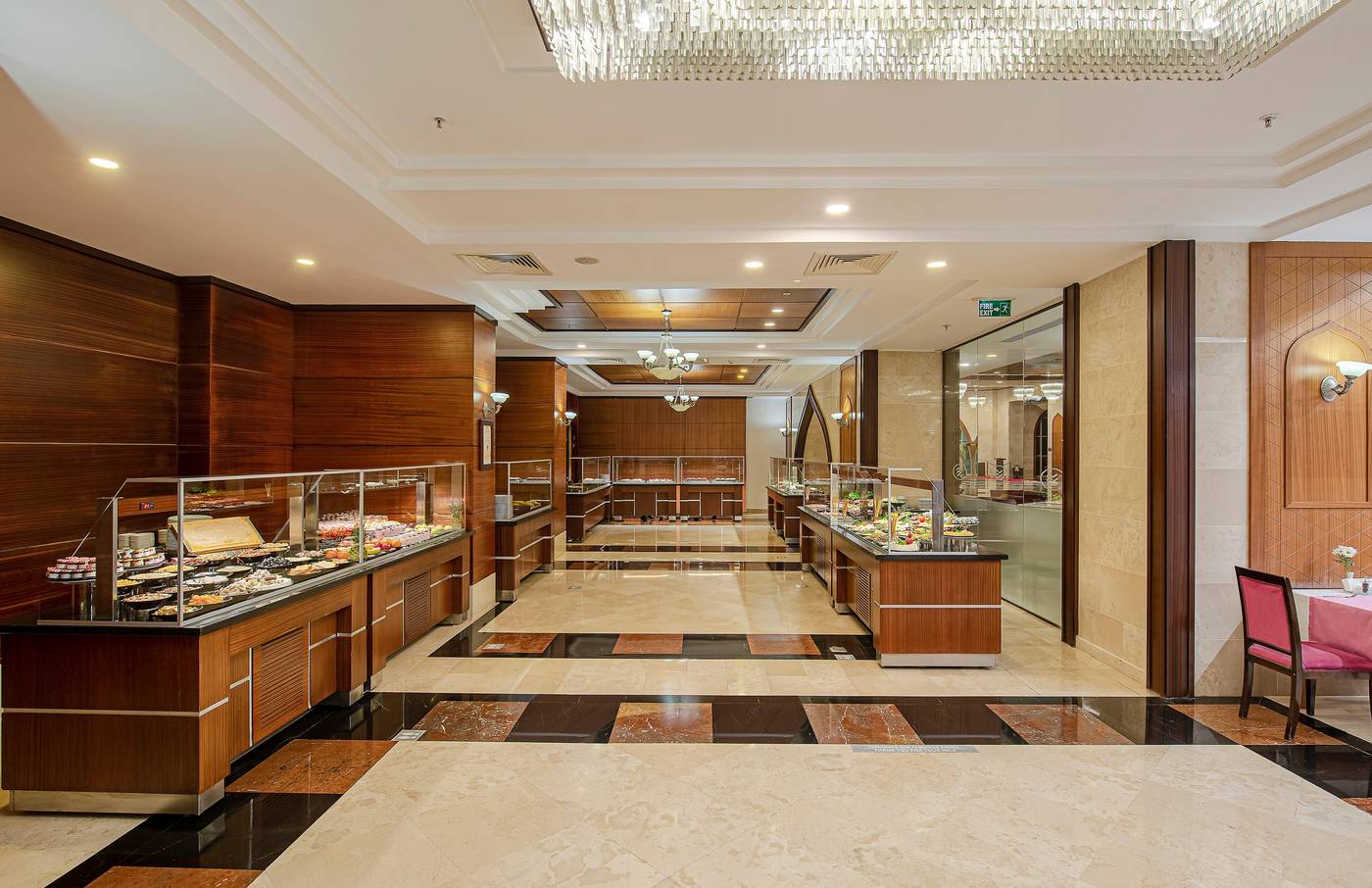 Crowne-Plaza-Antalya-Restaurant-62