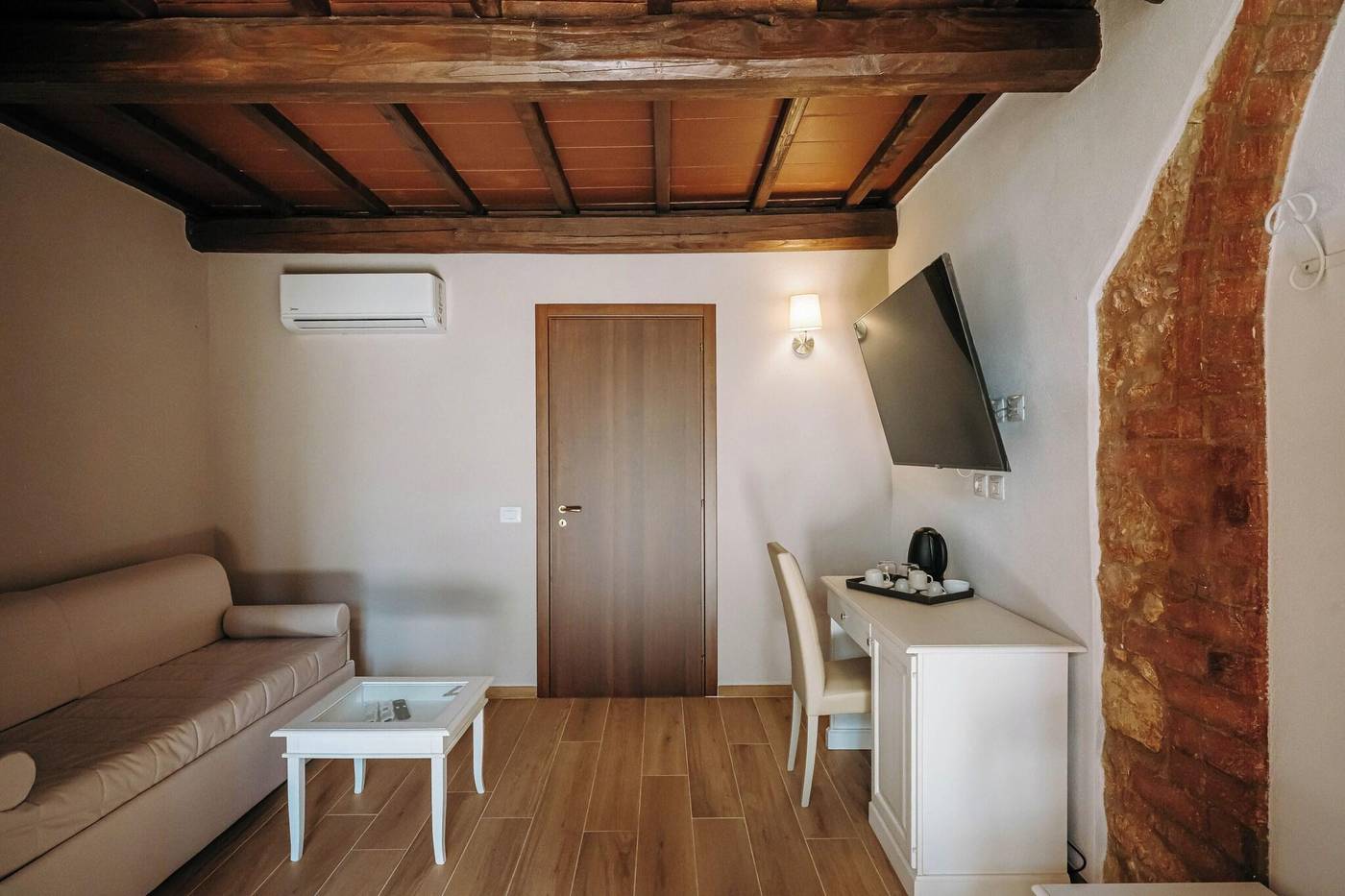 Borgo-Il-Poggiaccio-Room-54