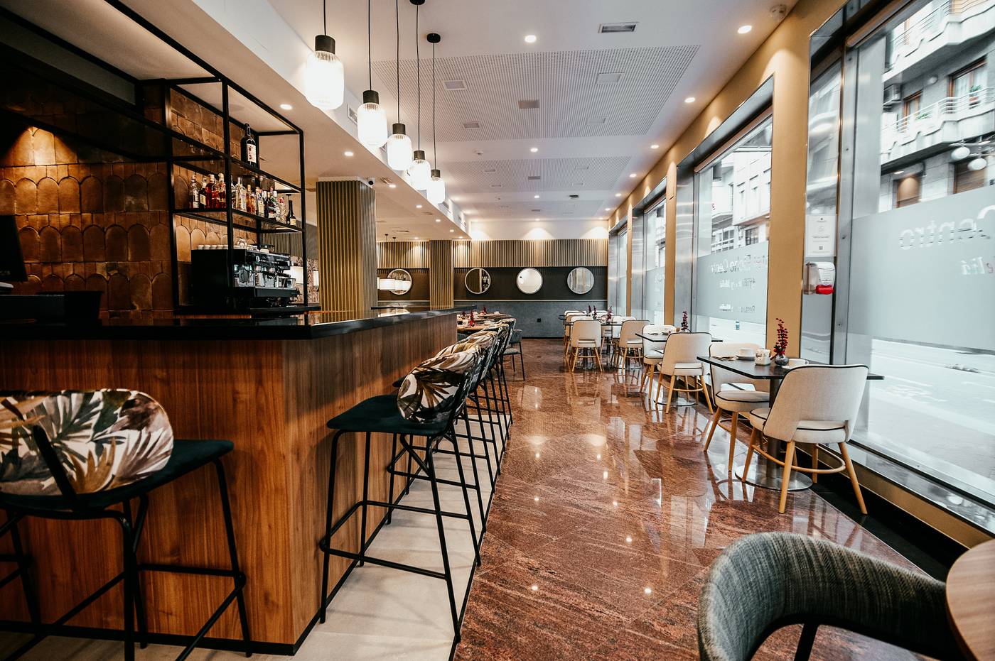 TRYP-Ciudad-de-Elche-Hotel-Lobby-51