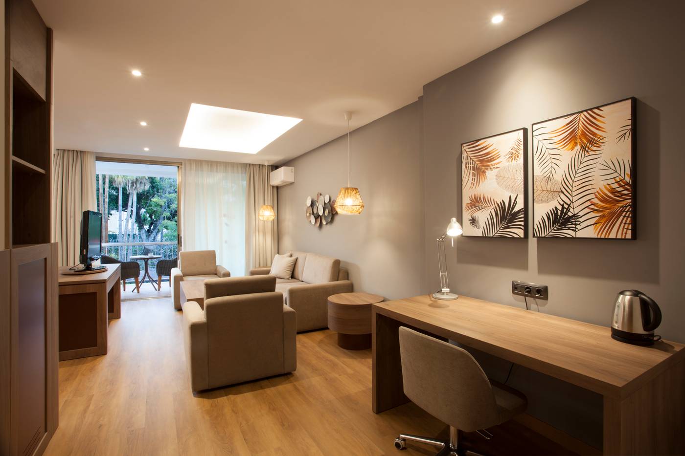 Colon-Rambla-Room-54