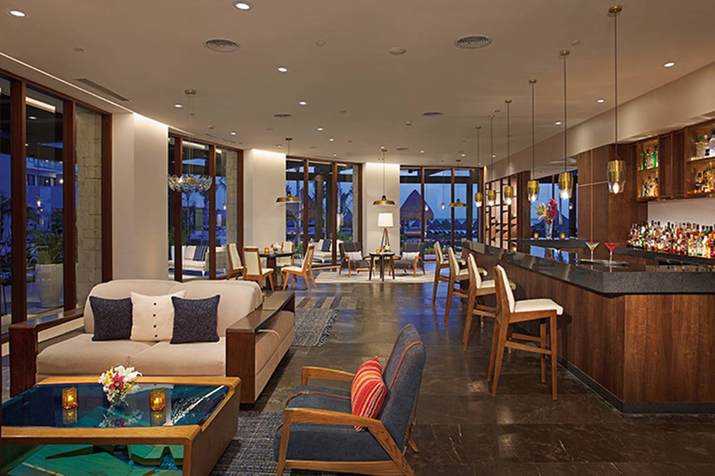 Dreams-Playa-Mujeres-Golf---Spa-Resort-All-Inclusive-Bar-32