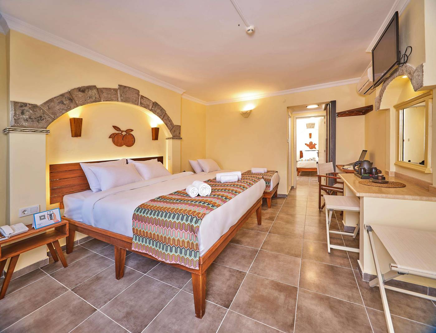 Club-Resort-Atlantis-Room-43