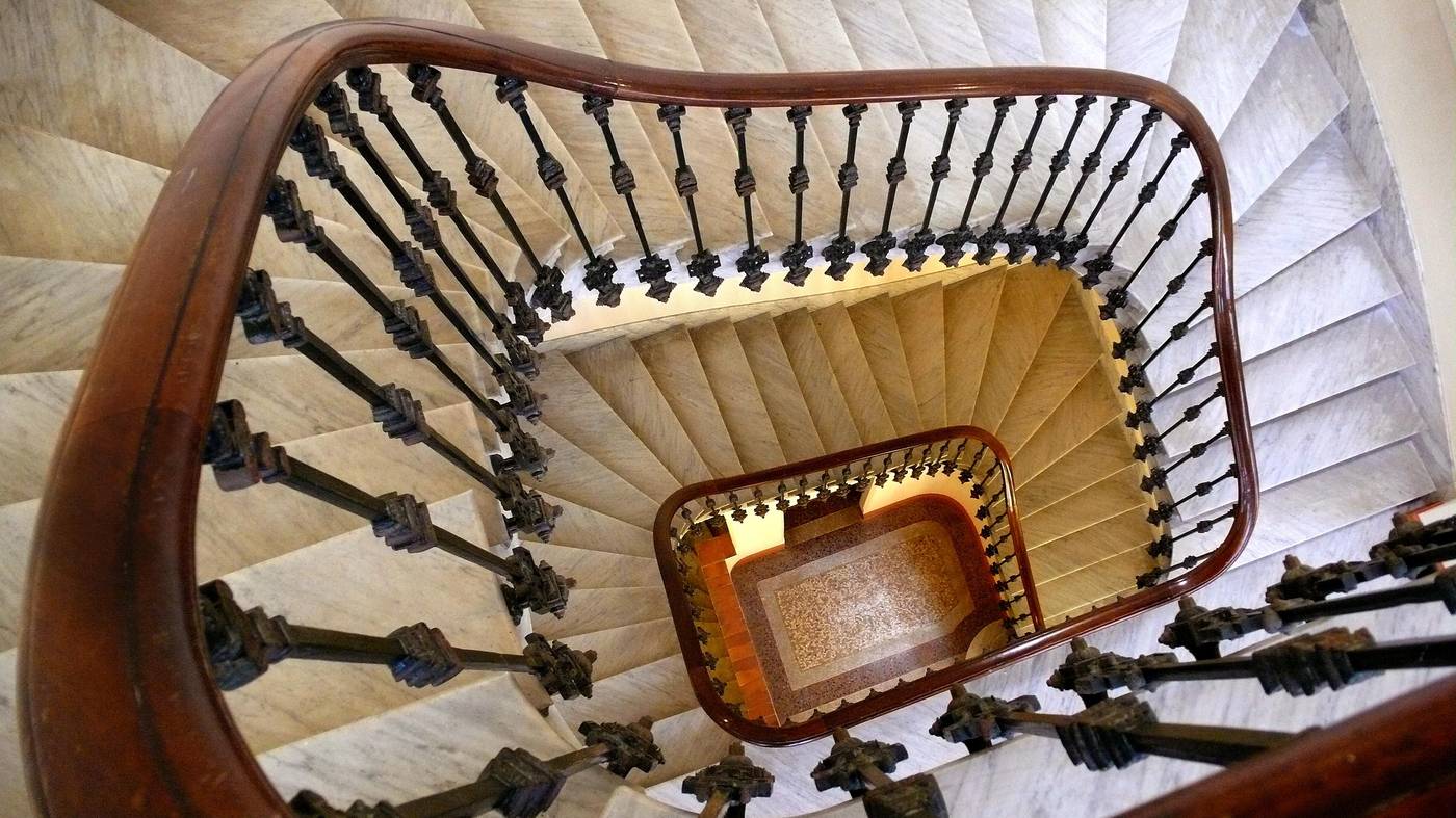 Hotel-L-Orangeraie-Lobby-47