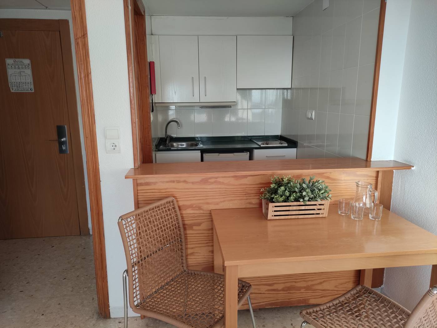 La-Era-Park-Apartments-Room-19