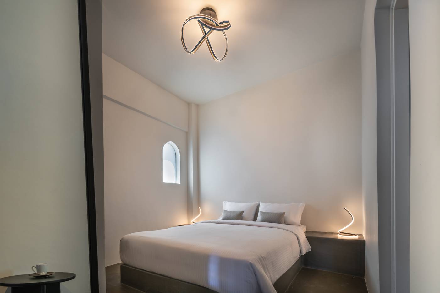 Colombos Beachfront-Greece-SANTORINI-Room-10