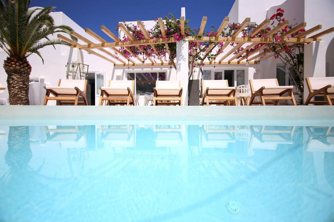 Cavo-Bianco-Hotel-Pool-8