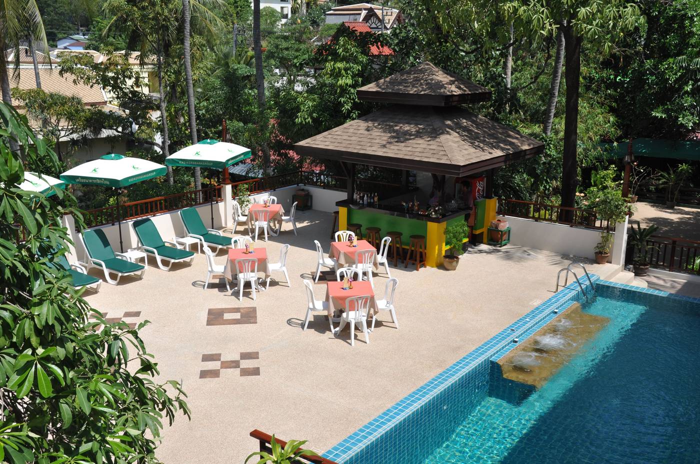 Patong-Lodge-Hotel-Terrace-16