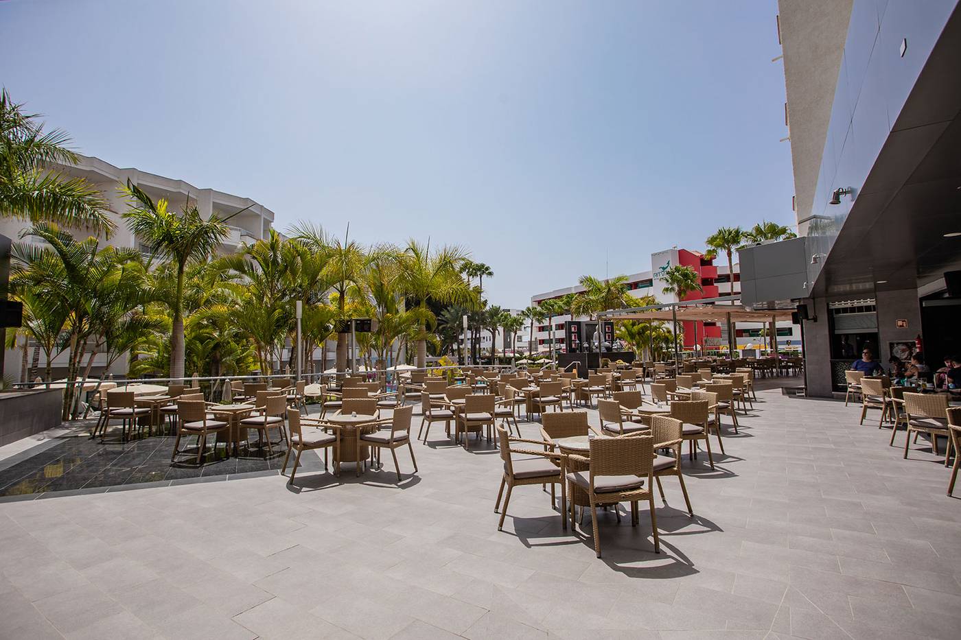 Servatur-Don-Miguel-Adults-Only-Bar-12