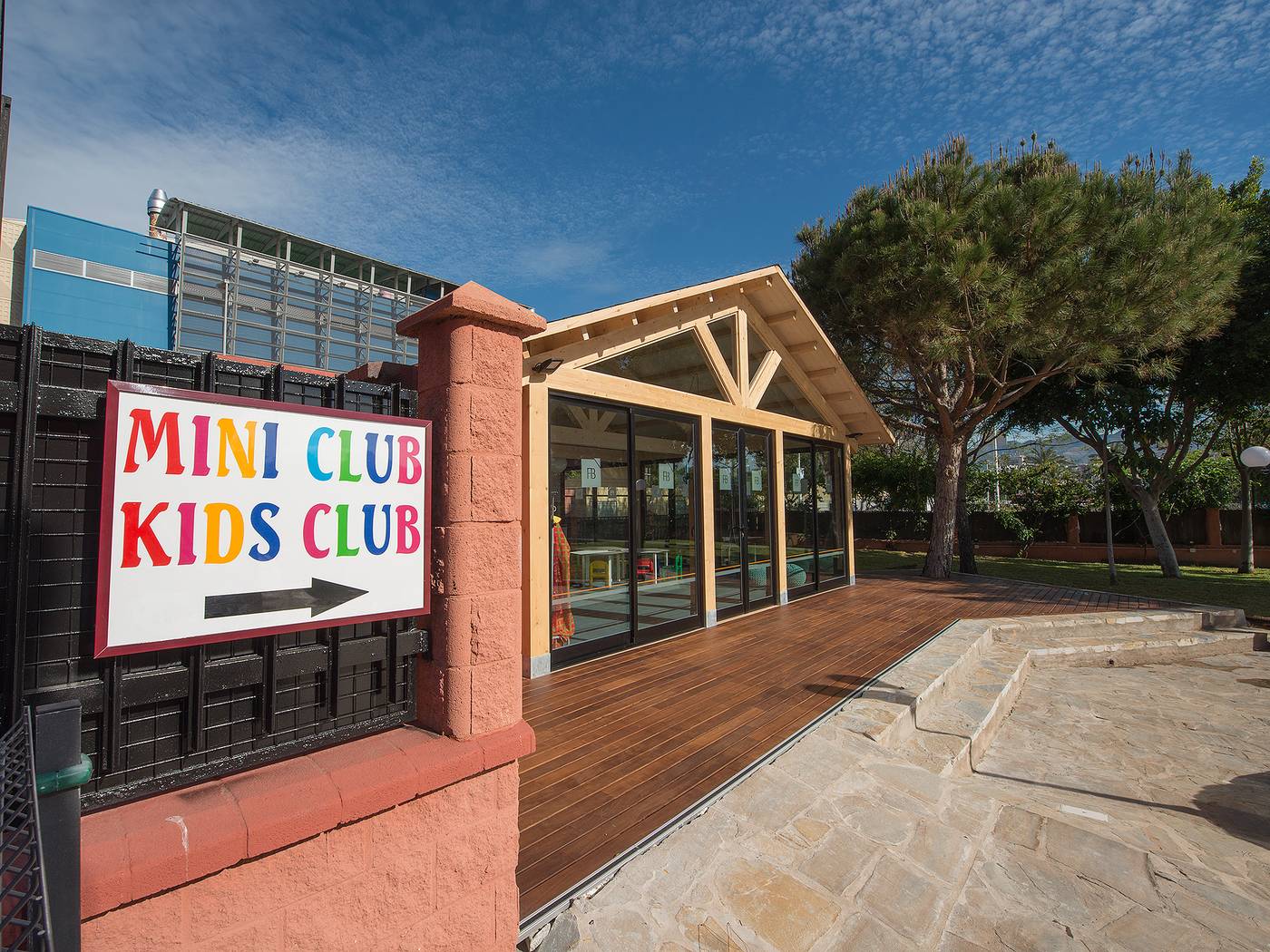 Fuengirola-Beach-Sports-and-Entertainment-15