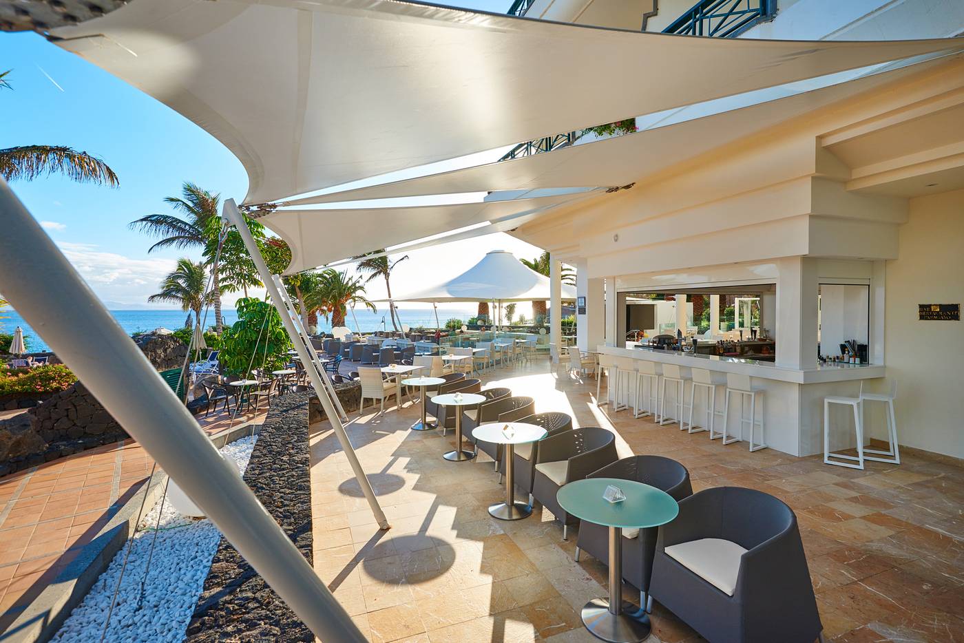 Hipotels-Natura-Palace-Terrace-11