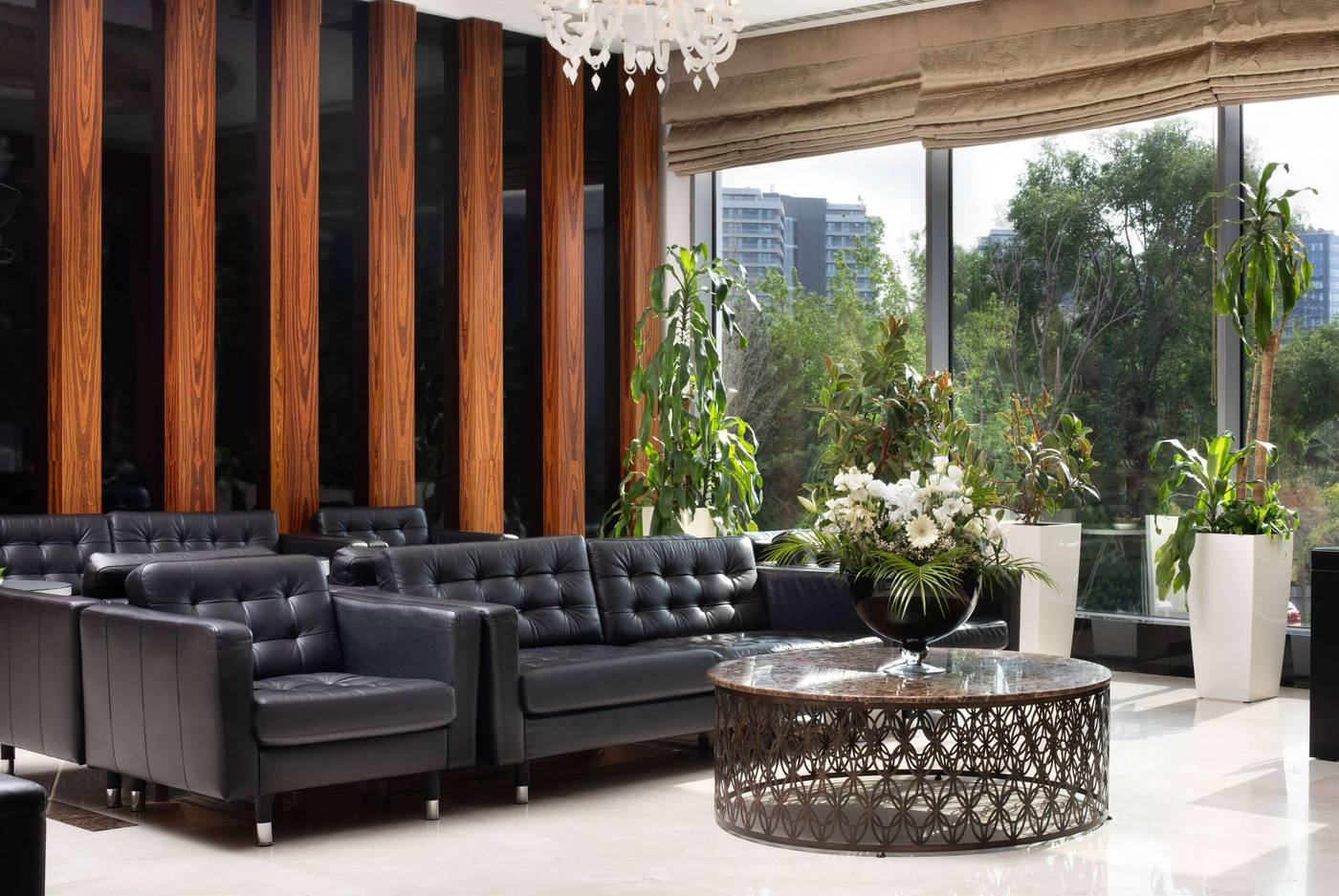 Ramada-Hotel---Suites-by--Istanbul-Atakoy-Lobby-3