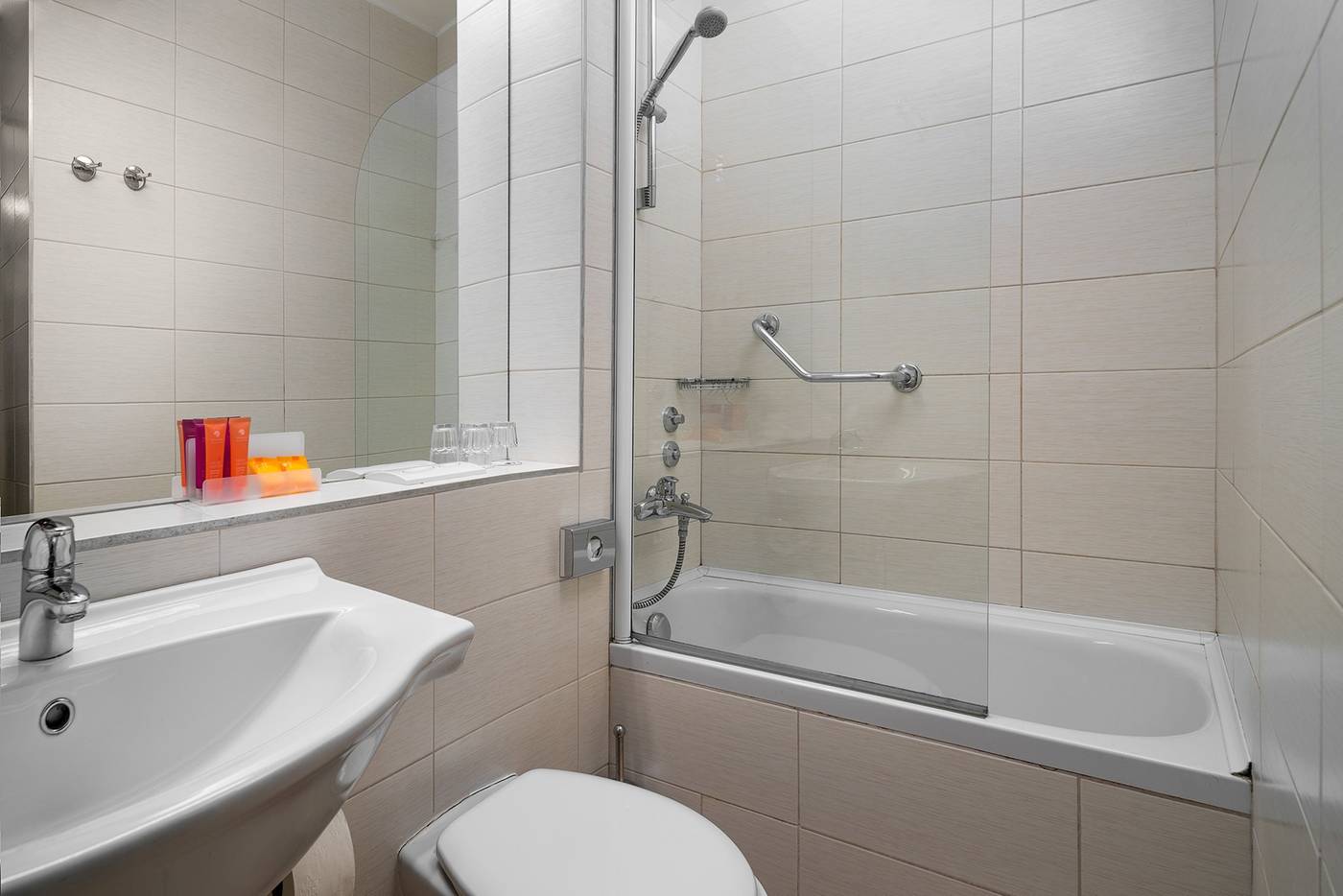 Valamar-Club-Room-27