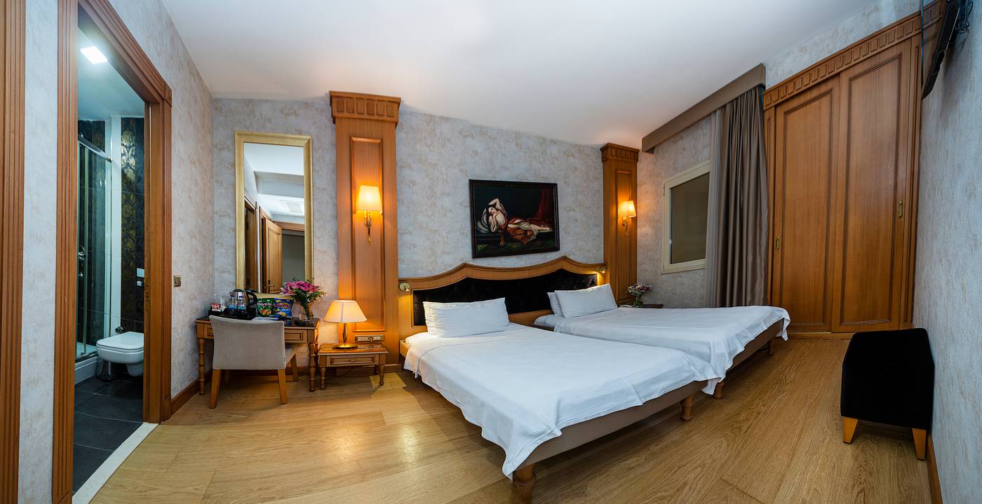 Aprilis-Hotel-Room-16