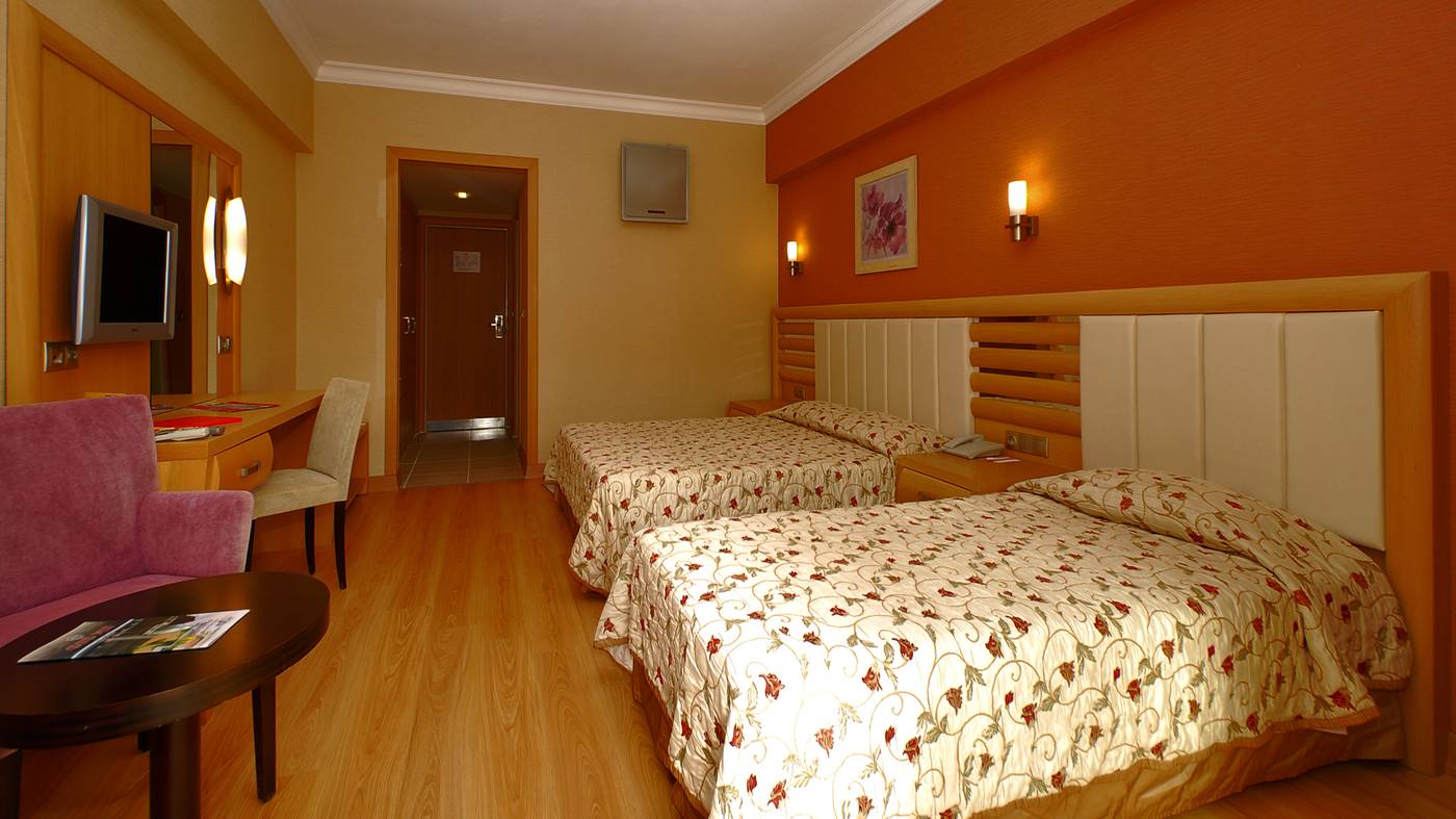 Grand-Pasa-Hotel-Room-10