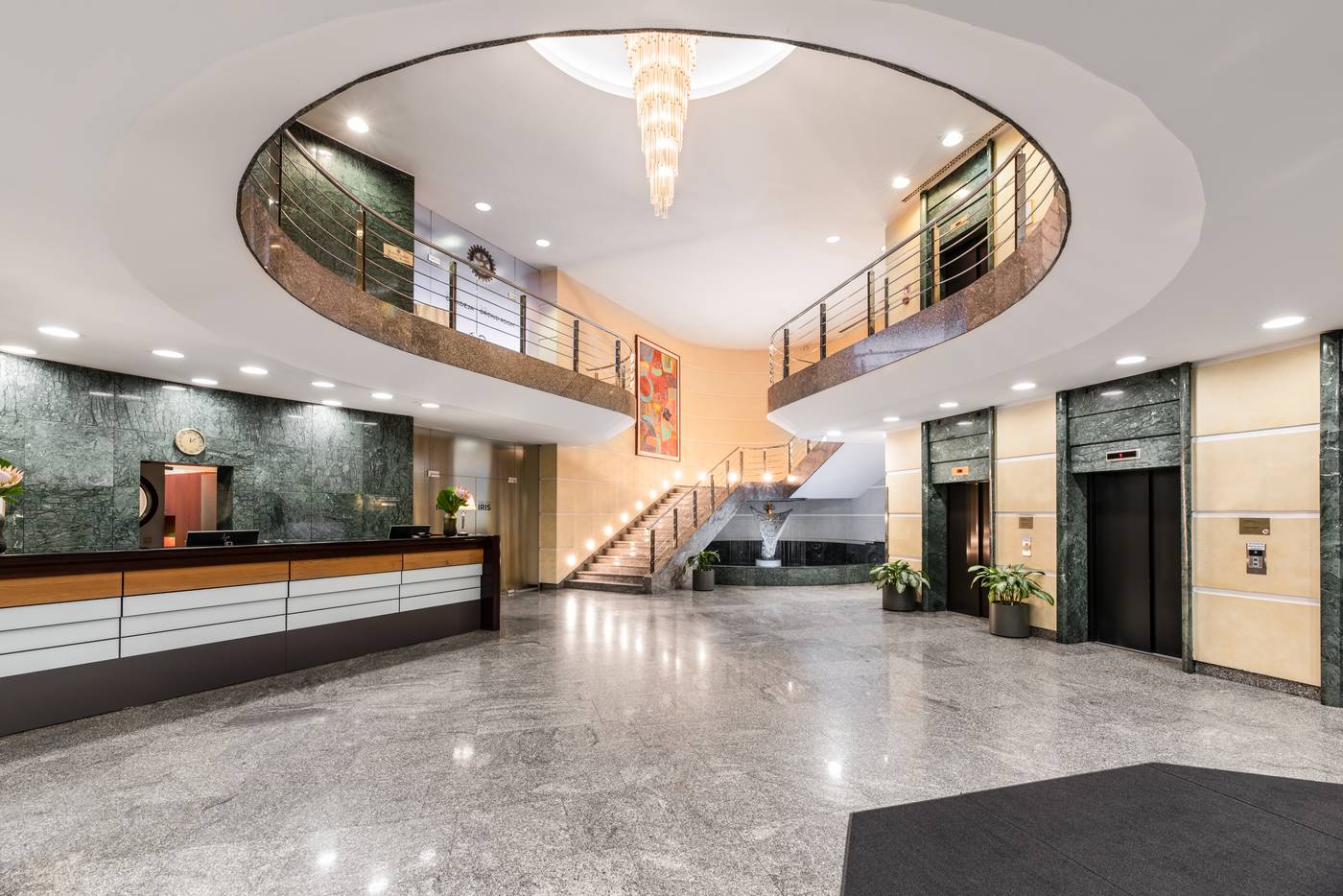 Eurostars uHotel-Slovenia-LJUBLJANA-Lobby-6