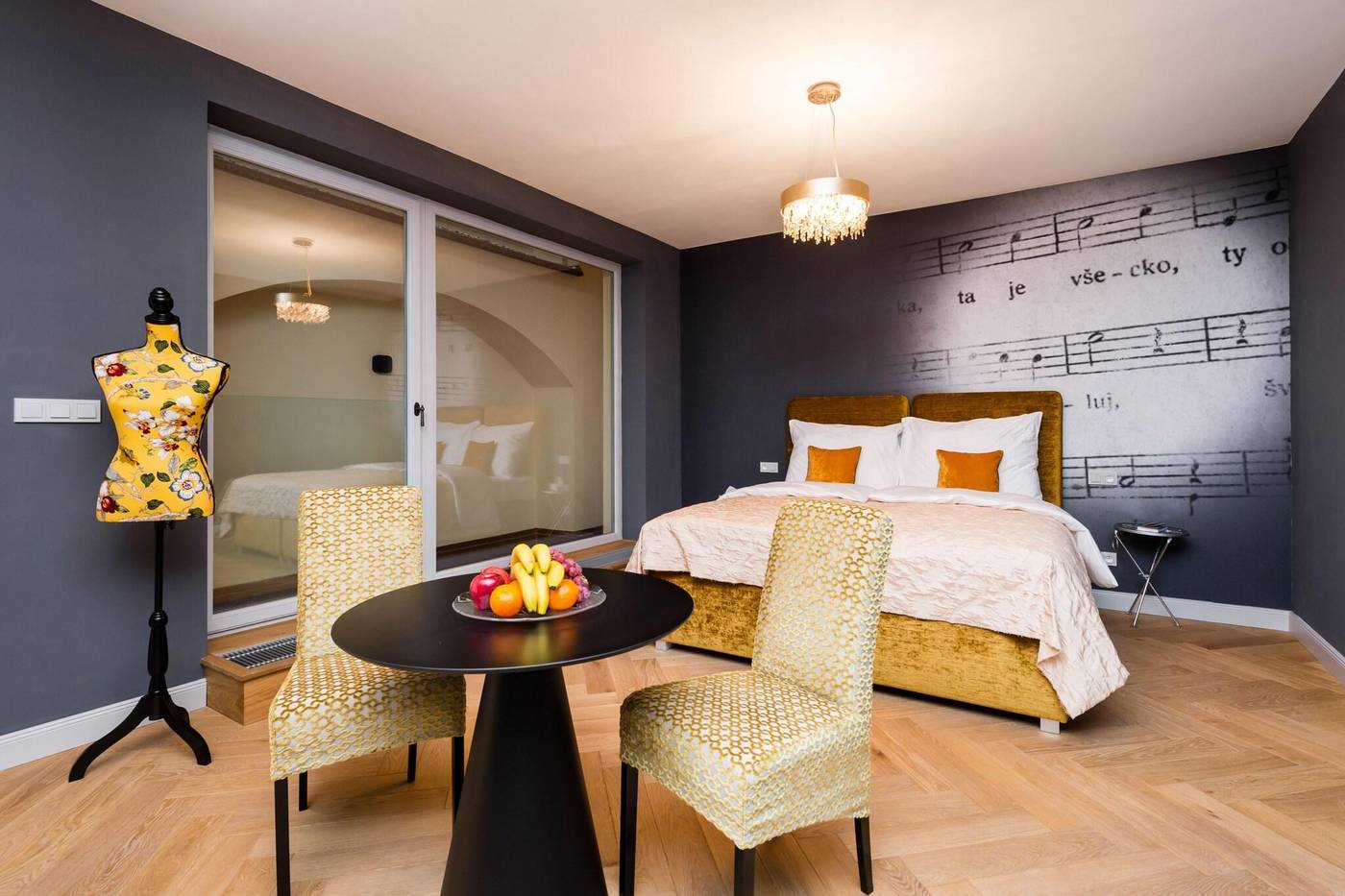 Old-Royal-Post-Hotel-Room-29