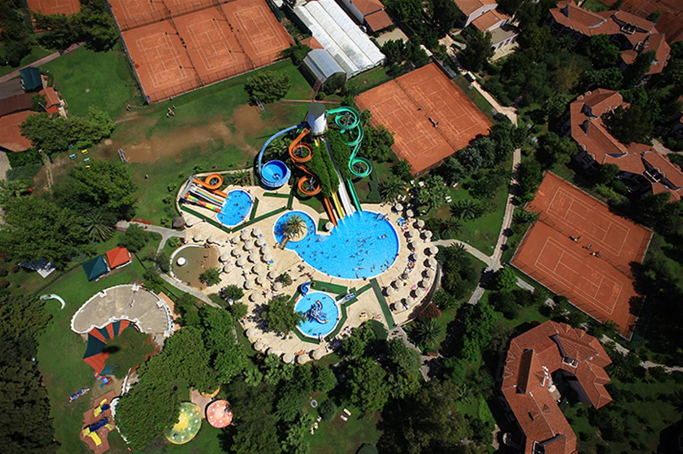 Starlight-Resort-Hotel-Pool-12