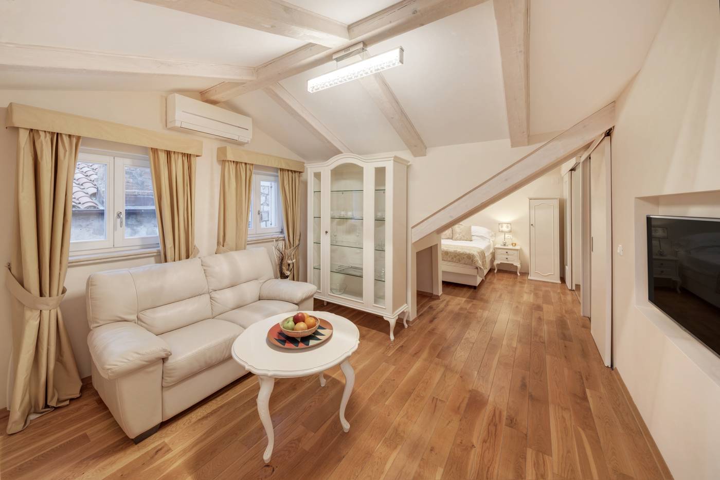 Palmotta-Palace-Room-25