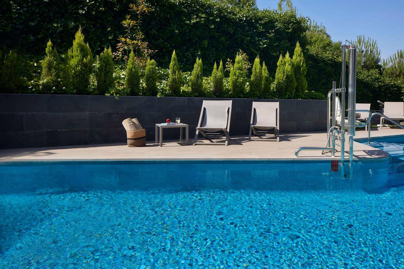 NH-Madrid-Ribera-del-Manzanares-Pool-52