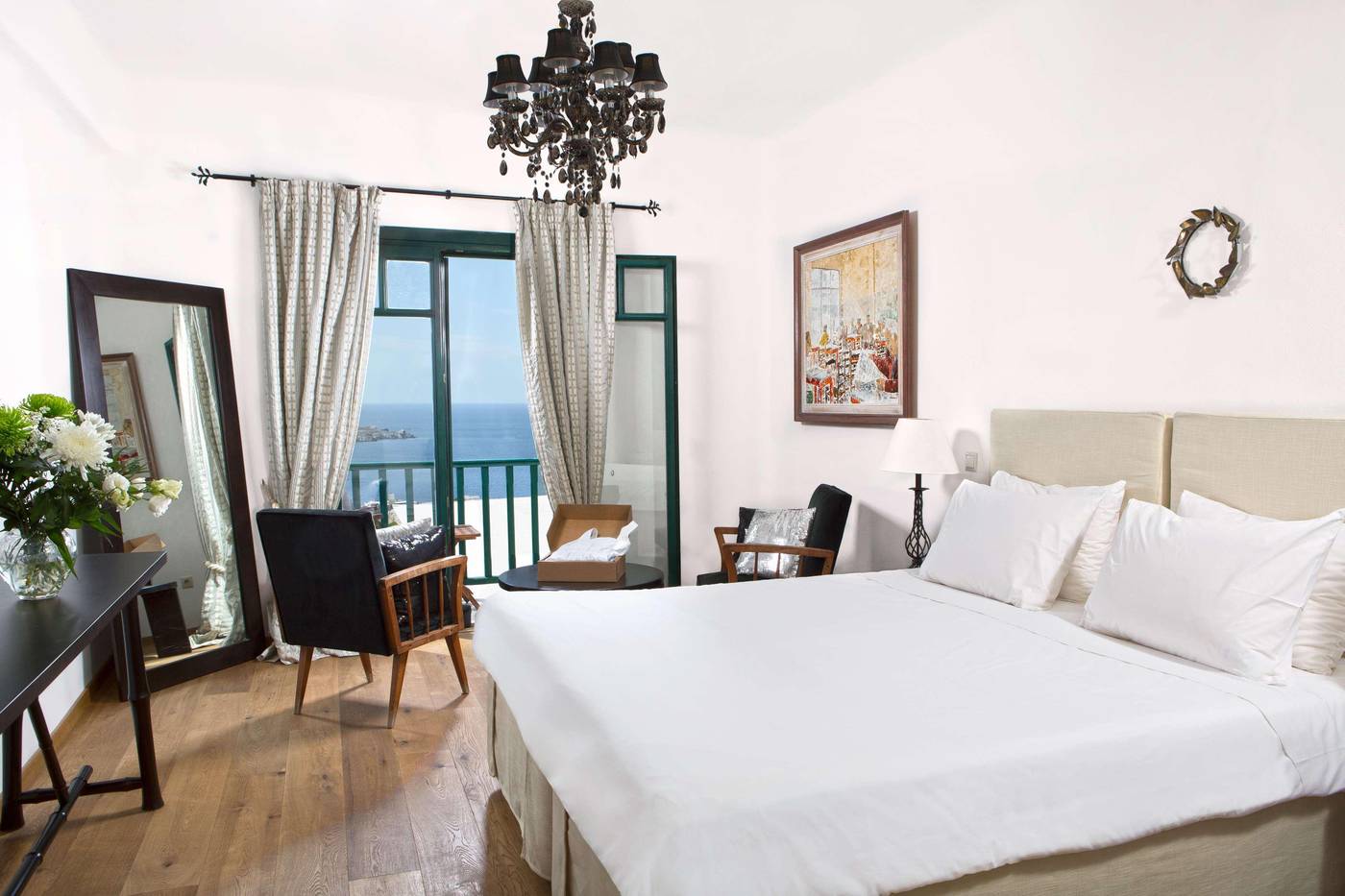 Tharroe-of-Mykonos-Room-15