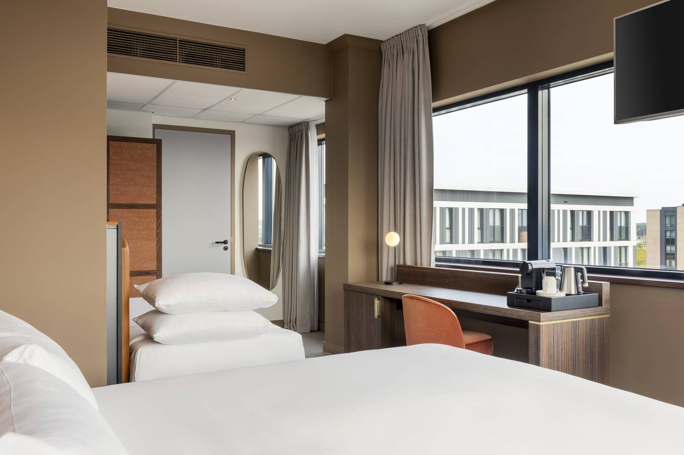 Corendon-Plaza-Amsterdam-Schiphol-Airport-Hotel-Room-31