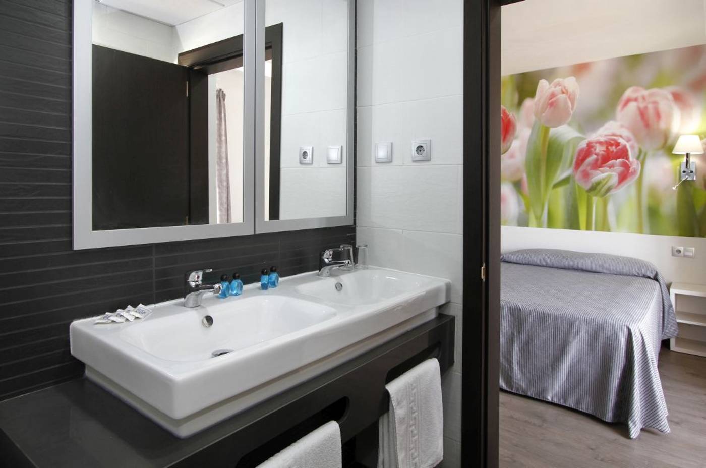 Amaraigua-Hotel---Adults-Only-Room-13