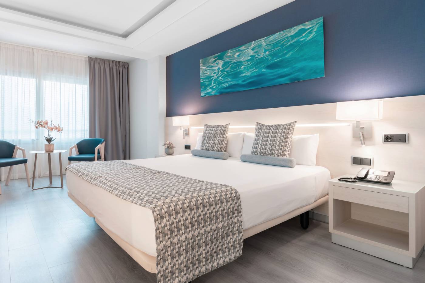 Calipolis-Hotel-Room-34