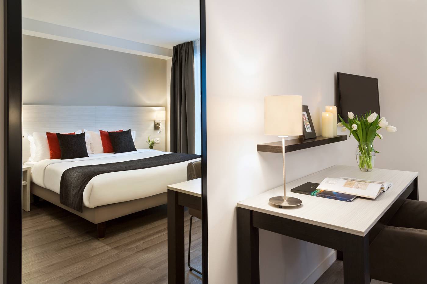 Citadines-Montmartre-Paris-Room-16