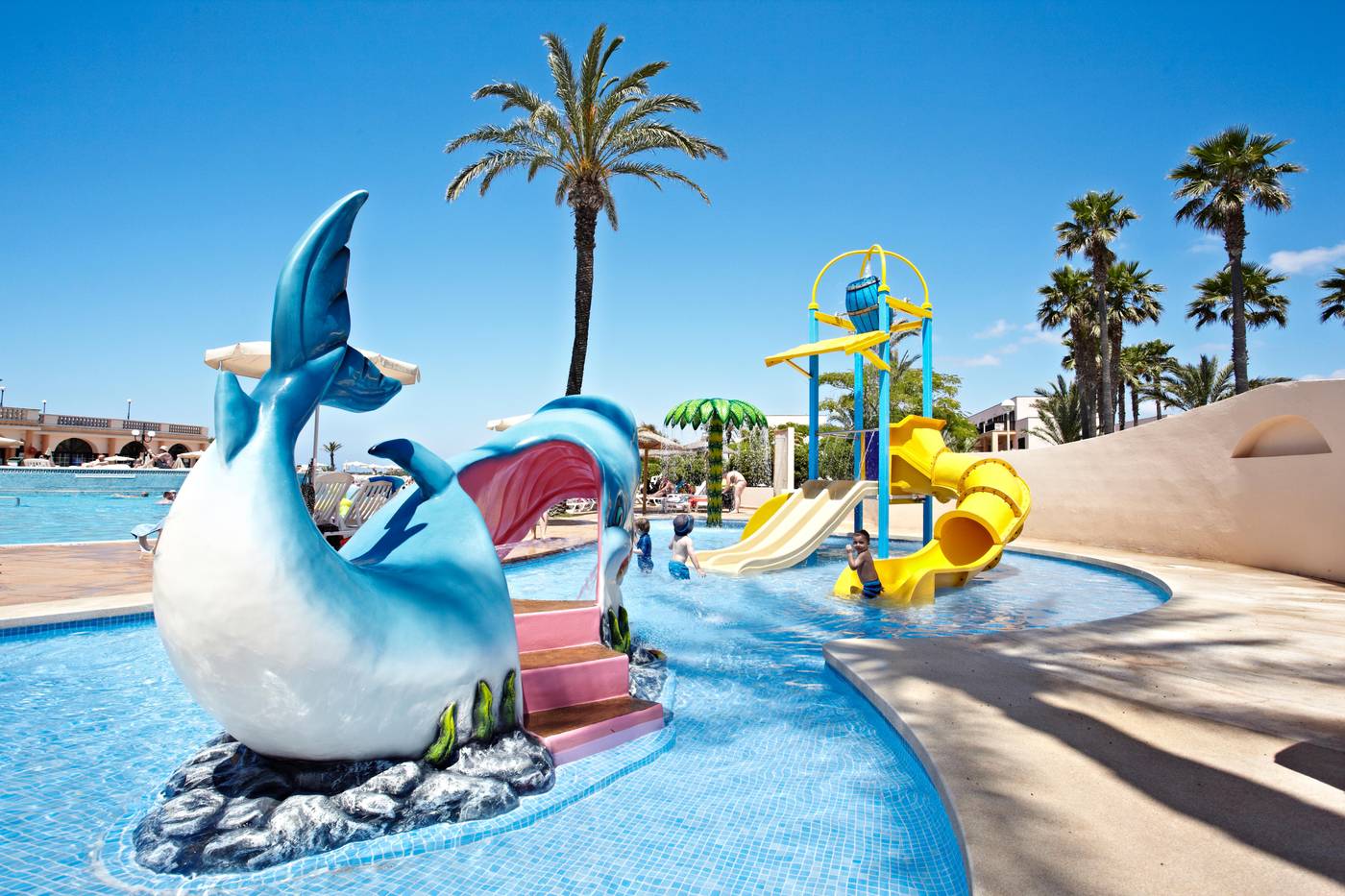 Grupotel-Mar-de-Menorca-Sports-and-Entertainment-12