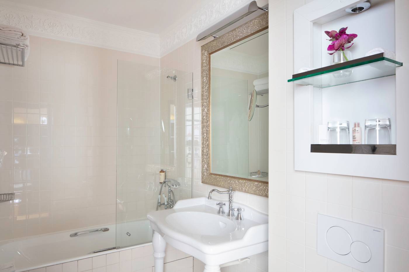 Le-123-Elysees-Astotel-Room-36